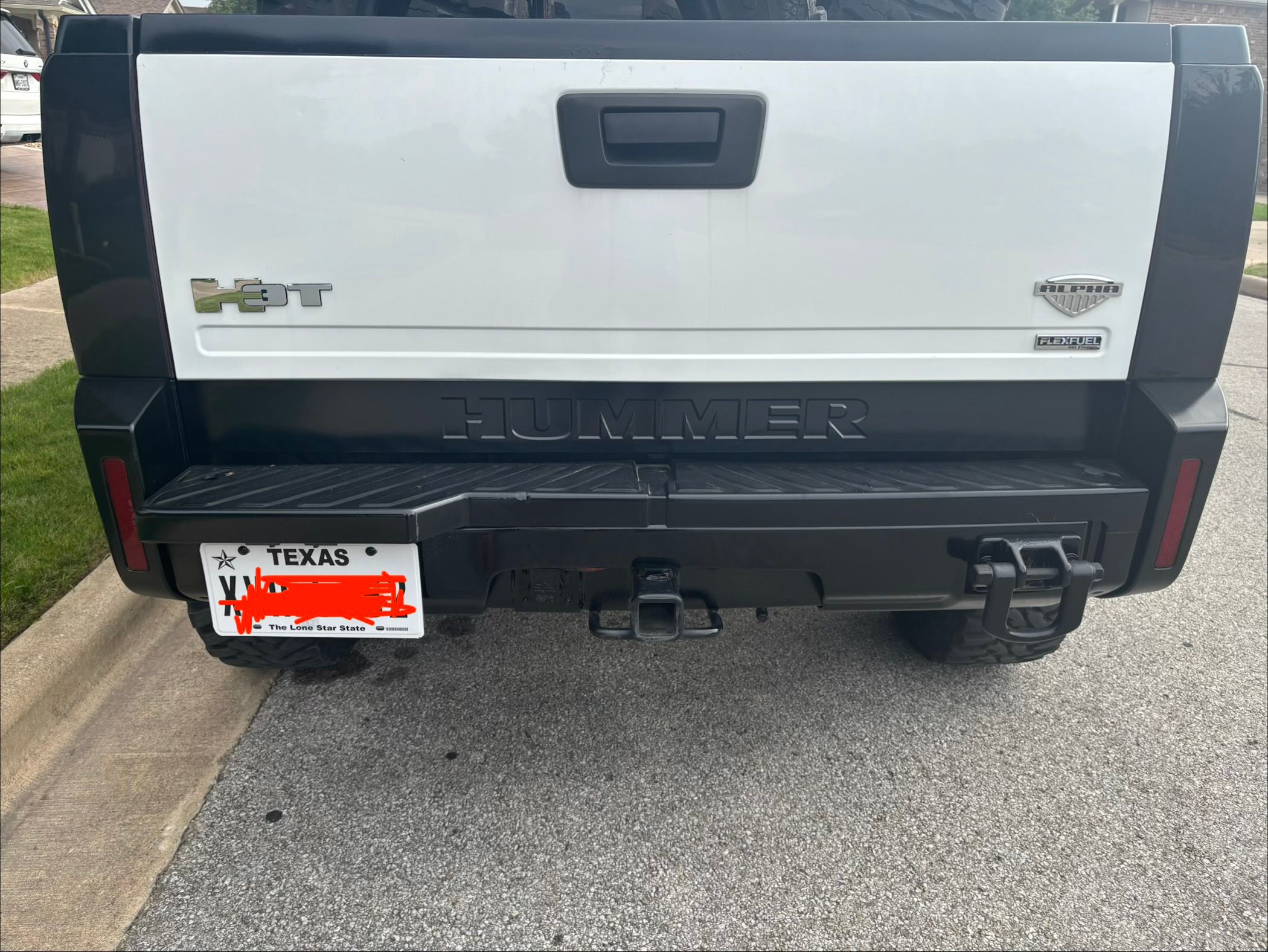 Used 2010 HUMMER H3T Alpha AWD/4WD image 8