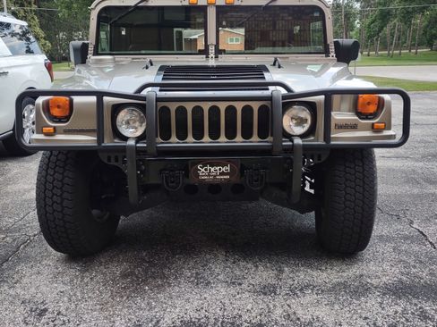 Used 2003 HUMMER H1 4-Door Wagon image 4