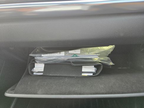 Used 2022 Kia Telluride SX w/ SX Prestige Package image 31