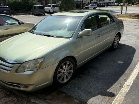 Used 2007 Toyota Avalon Limited FWD image 1