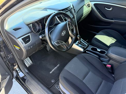 Used 2016 Hyundai Elantra GT w/ Option Group 02 FWD image 9