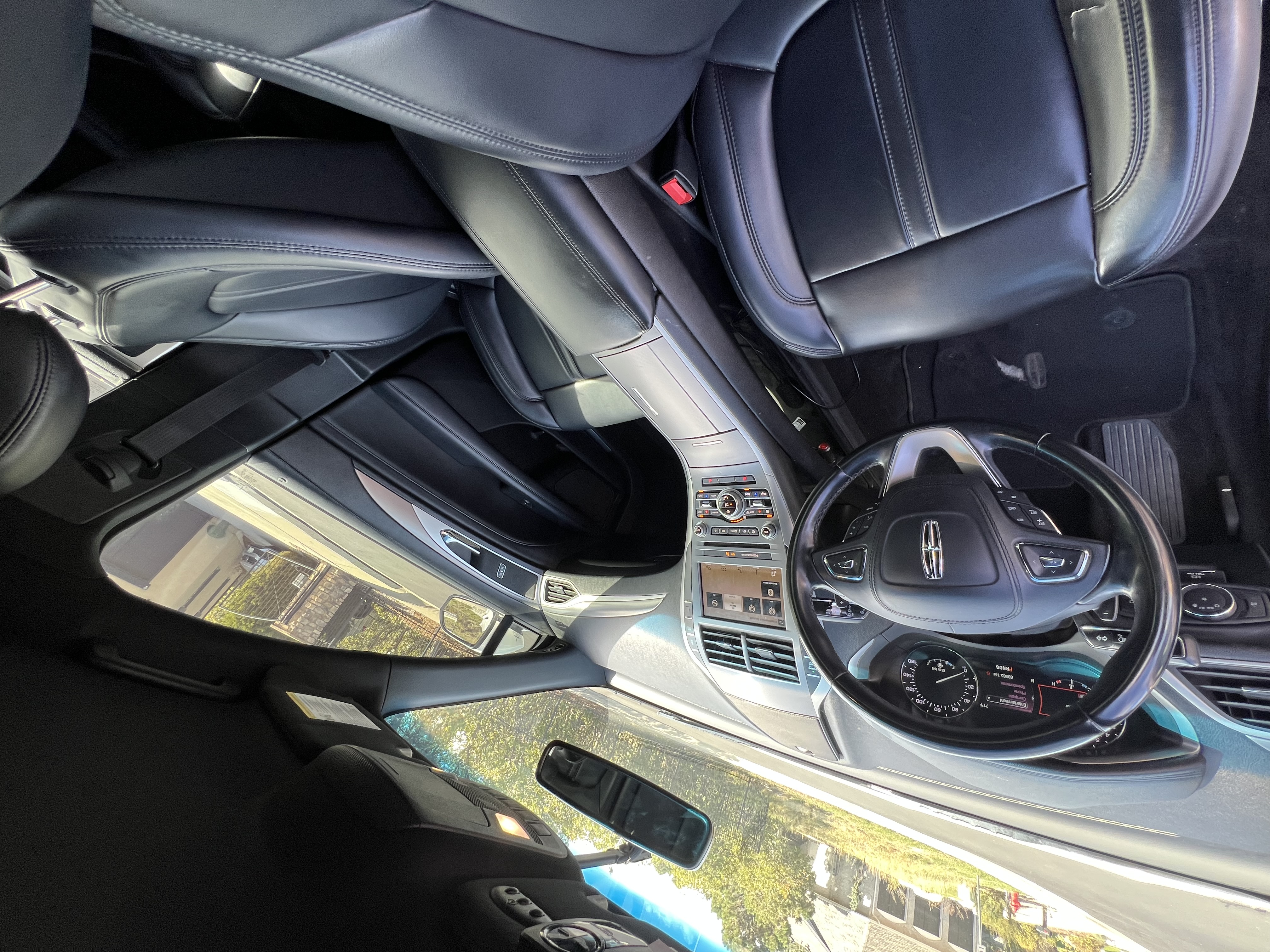 Used 2018 Lincoln MKZ Premiere AWD/4WD image 11