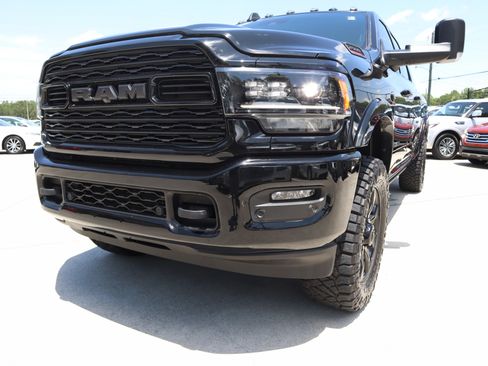 Used 2021 RAM 2500 Limited AWD/4WD image 5