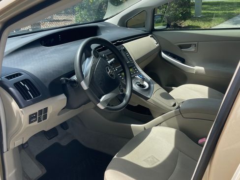 Used 2011 Toyota Prius Three w/ Navigation Pkg FWD image 22