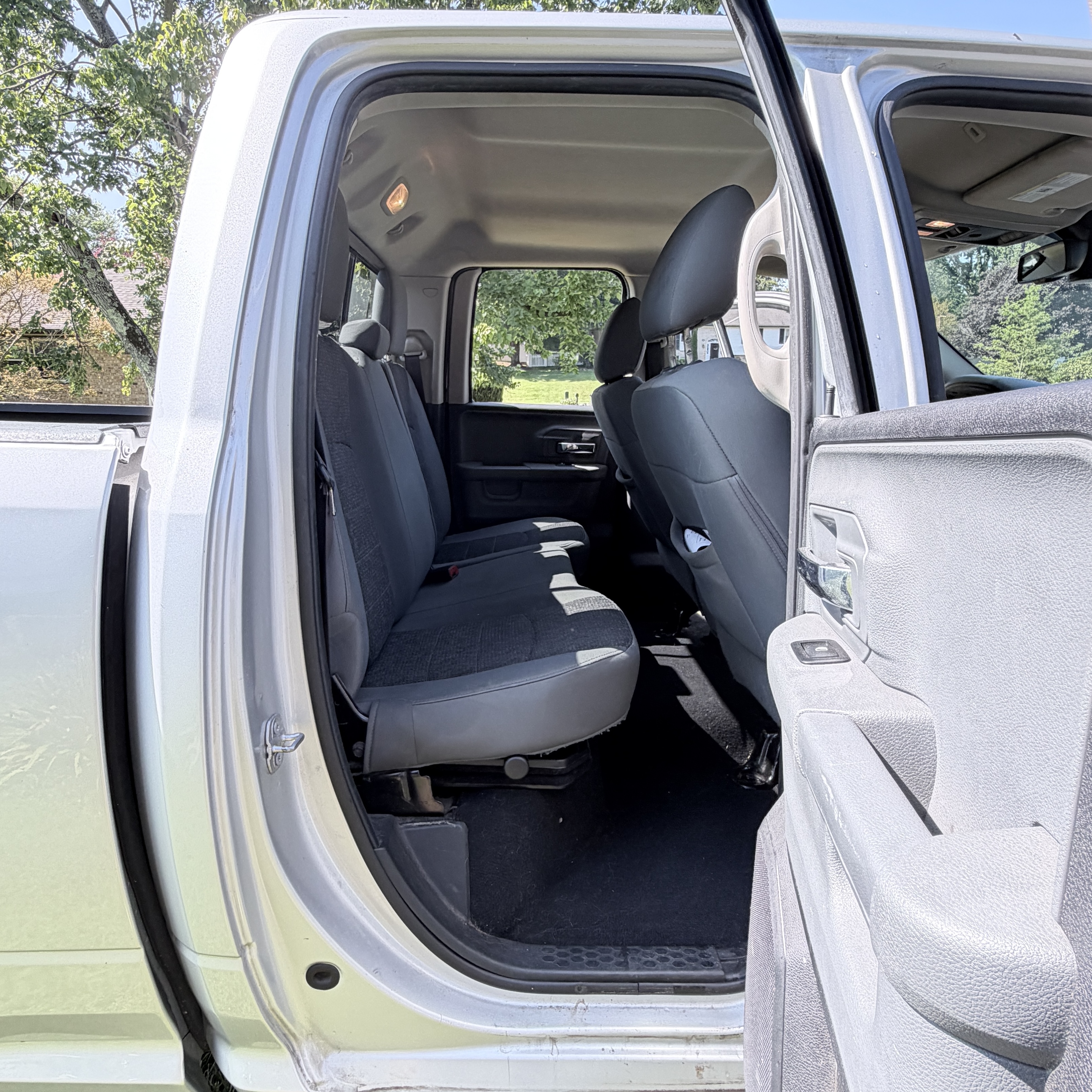 Used 2017 RAM 1500 Big Horn AWD/4WD image 17