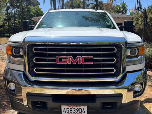 Used 2016 GMC Sierra 2500 SLE w/ SLE Preferred Package image 1