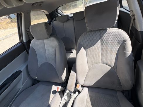 Used 2009 Hyundai Accent GS w/ Premium Pkg 3 FWD image 12