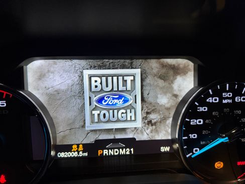 Used 2019 Ford F450 Limited w/ FX4 Off-Road Package AWD/4WD image 9