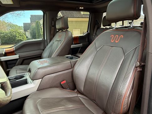 Used 2017 Ford F250 King Ranch w/ King Ranch Ultimate Package image 5