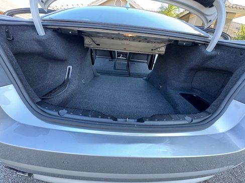 Used 2013 BMW 528i Sedan image 12