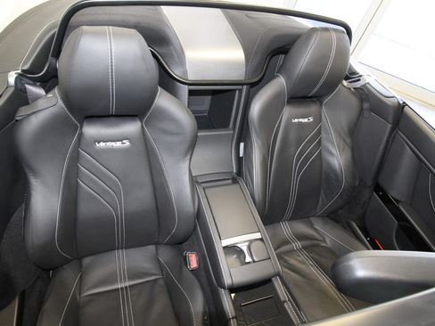 Used 2011 Aston Martin V8 Vantage S image 28