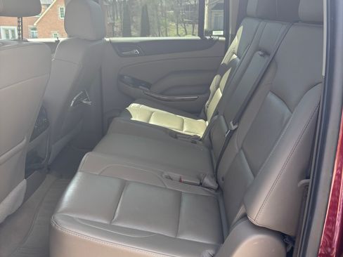 Used 2020 GMC Yukon XL SLT w/ Open Road Package image 14