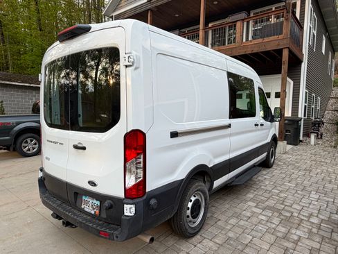 Used 2020 Ford Transit 250 Medium Roof RWD image 6