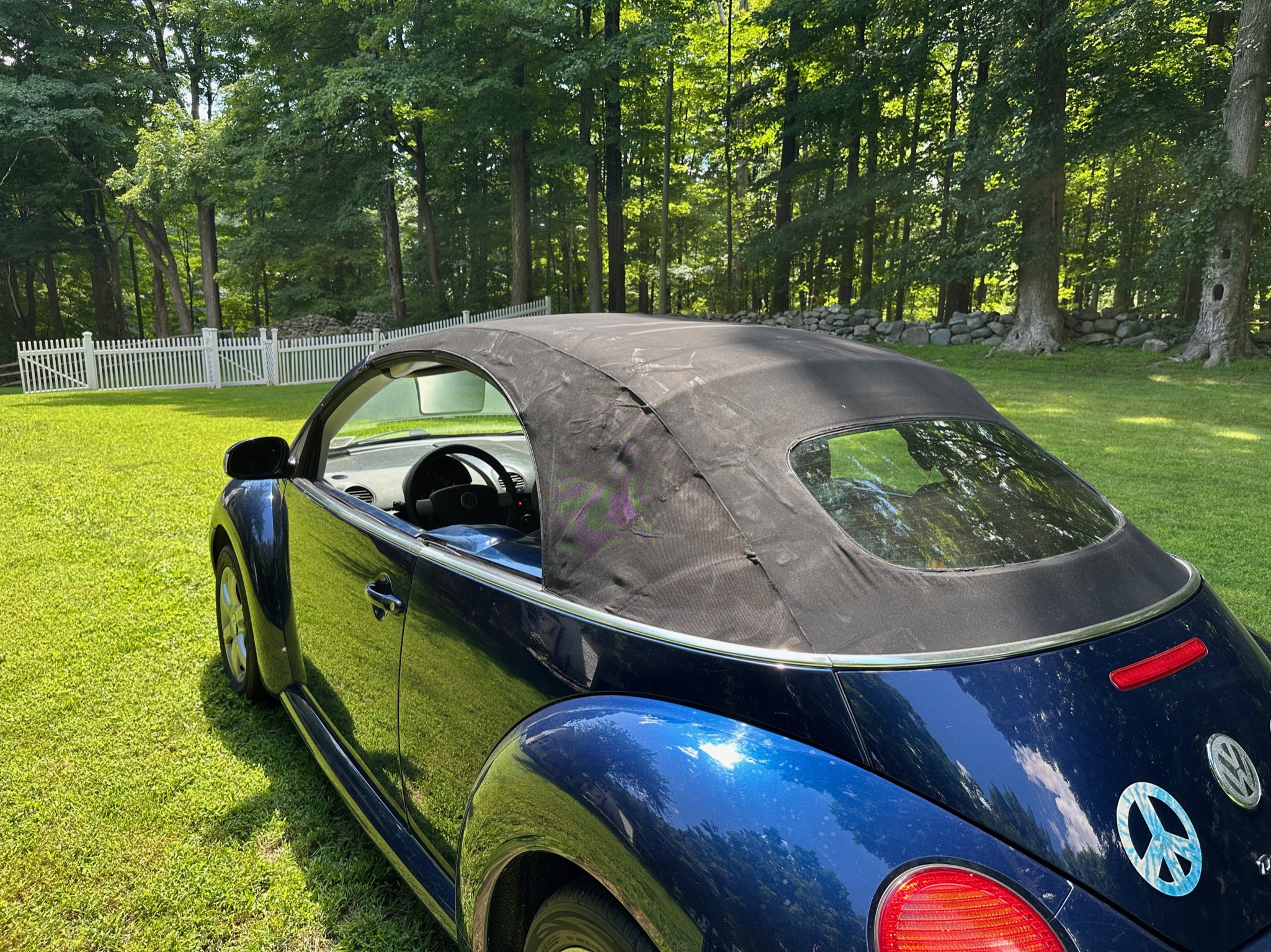 Used 2004 Volkswagen Beetle GLS FWD image 16
