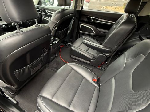 Used 2021 Kia Telluride S FWD image 9