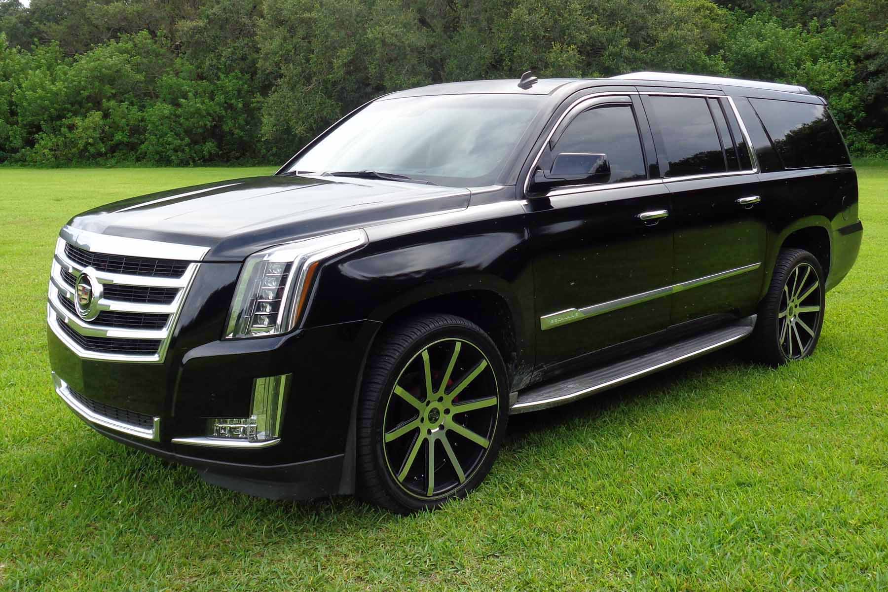 Used 2015 Cadillac Escalade ESV Luxury RWD image 1