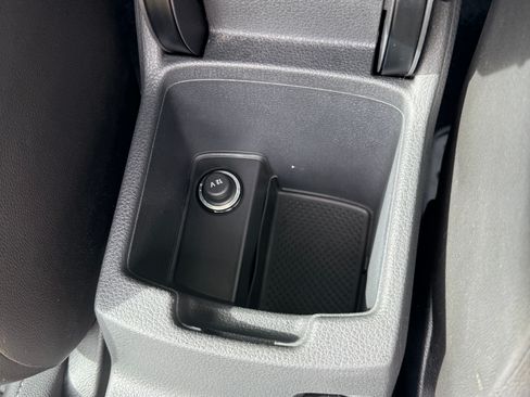 Used 2017 Volkswagen Golf Alltrack SE AWD/4WD image 10