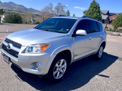 Used 2009 Toyota RAV4 Limited image 5