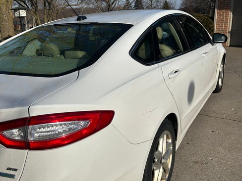 Used 2015 Ford Fusion SE w/ Equipment Group 202A image 13