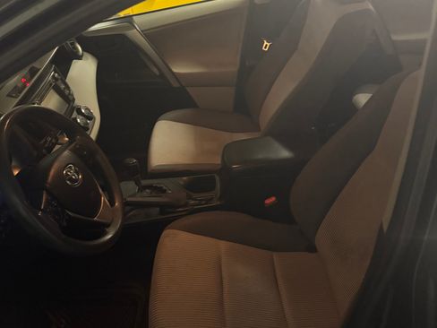 Used 2013 Toyota RAV4 LE image 11