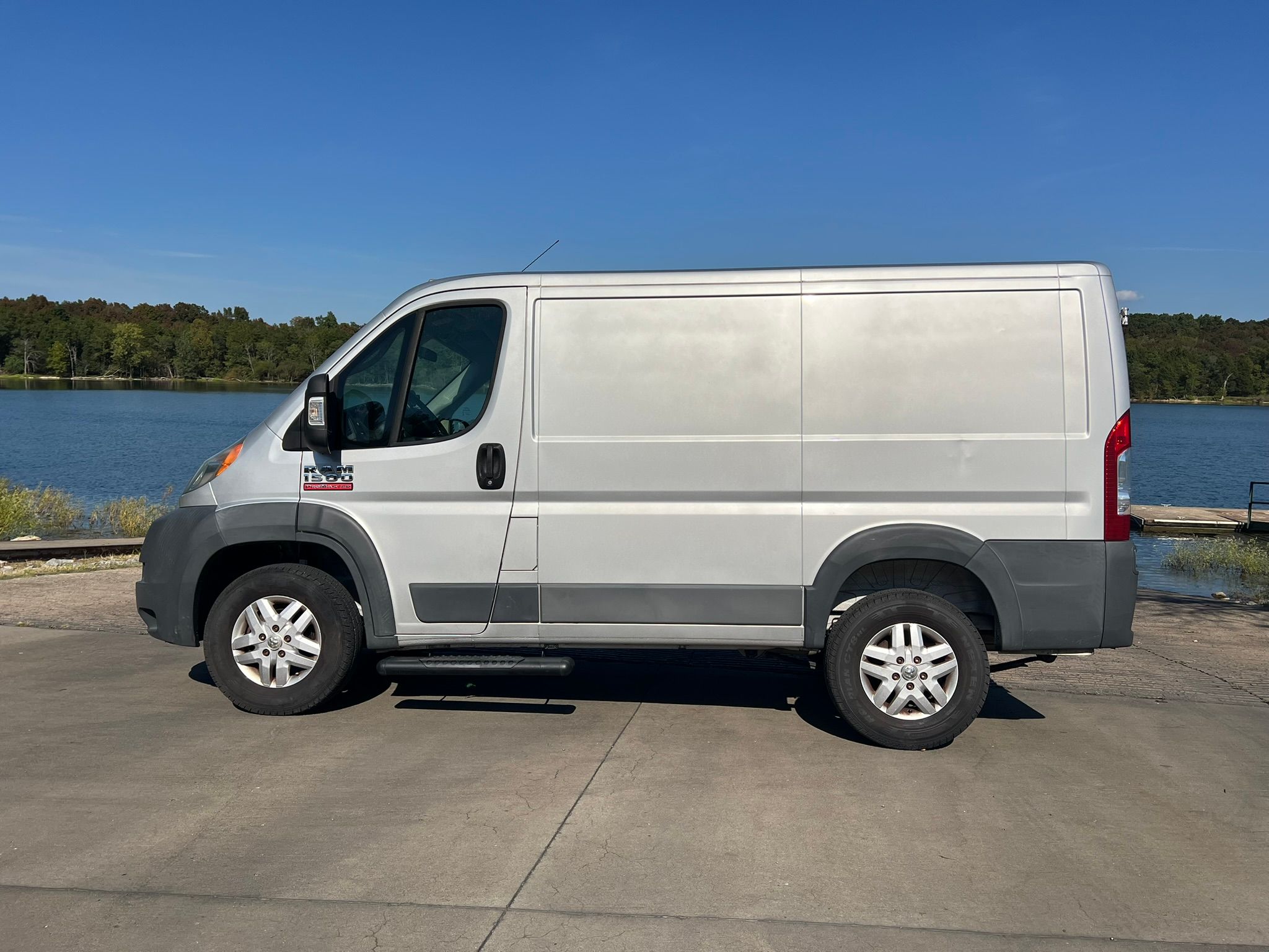 Used 2018 RAM ProMaster 1500 w/ Mopar Trailer Tow Group FWD image 4