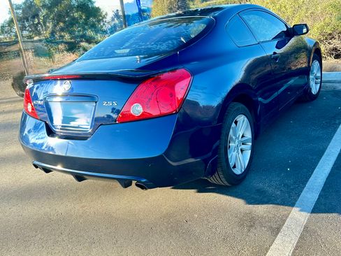 Used 2011 Nissan Altima 2.5 S image 2