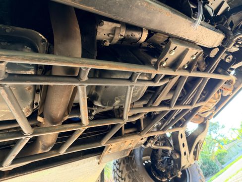 Used 2003 HUMMER H1 4-Door Open Top image 19