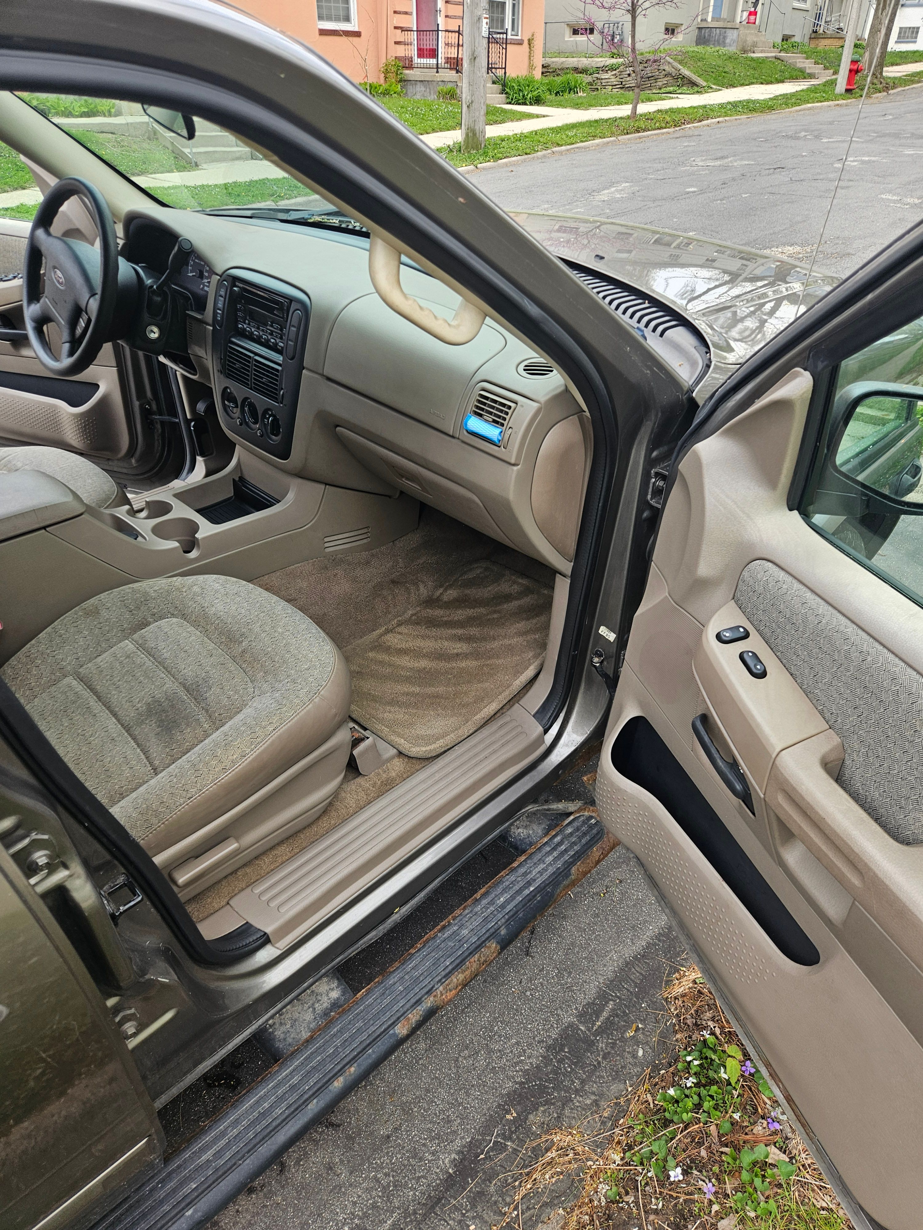 Used 2002 Ford Explorer XLS AWD/4WD image 11