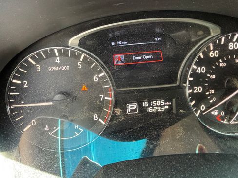 Used 2013 Nissan Altima 2.5 SV w/ 2.5SV Convenience Pkg FWD image 10