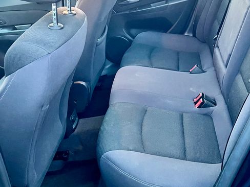 Used 2014 Chevrolet Cruze LT w/ RS Package image 16