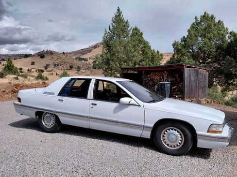 Used 1995 Buick Roadmaster Sedan image 4