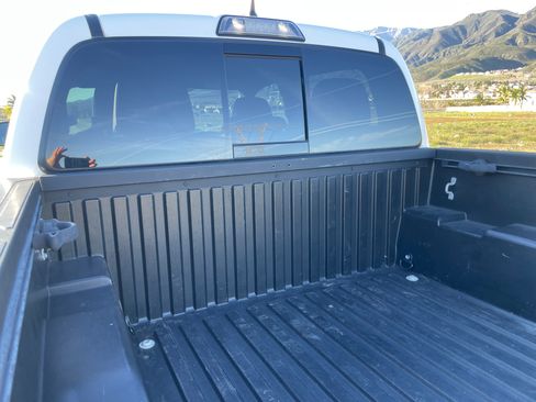 Used 2019 Toyota Tacoma TRD Sport w/ TRD Premium Sport Package RWD image 21