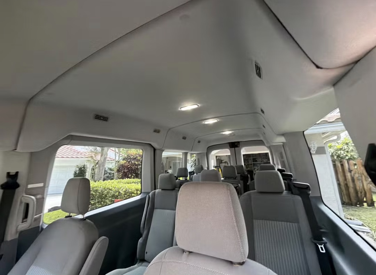 Used 2016 Ford Transit 350 XLT RWD image 5