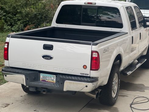 Used 2009 Ford F250 Lariat AWD/4WD image 5