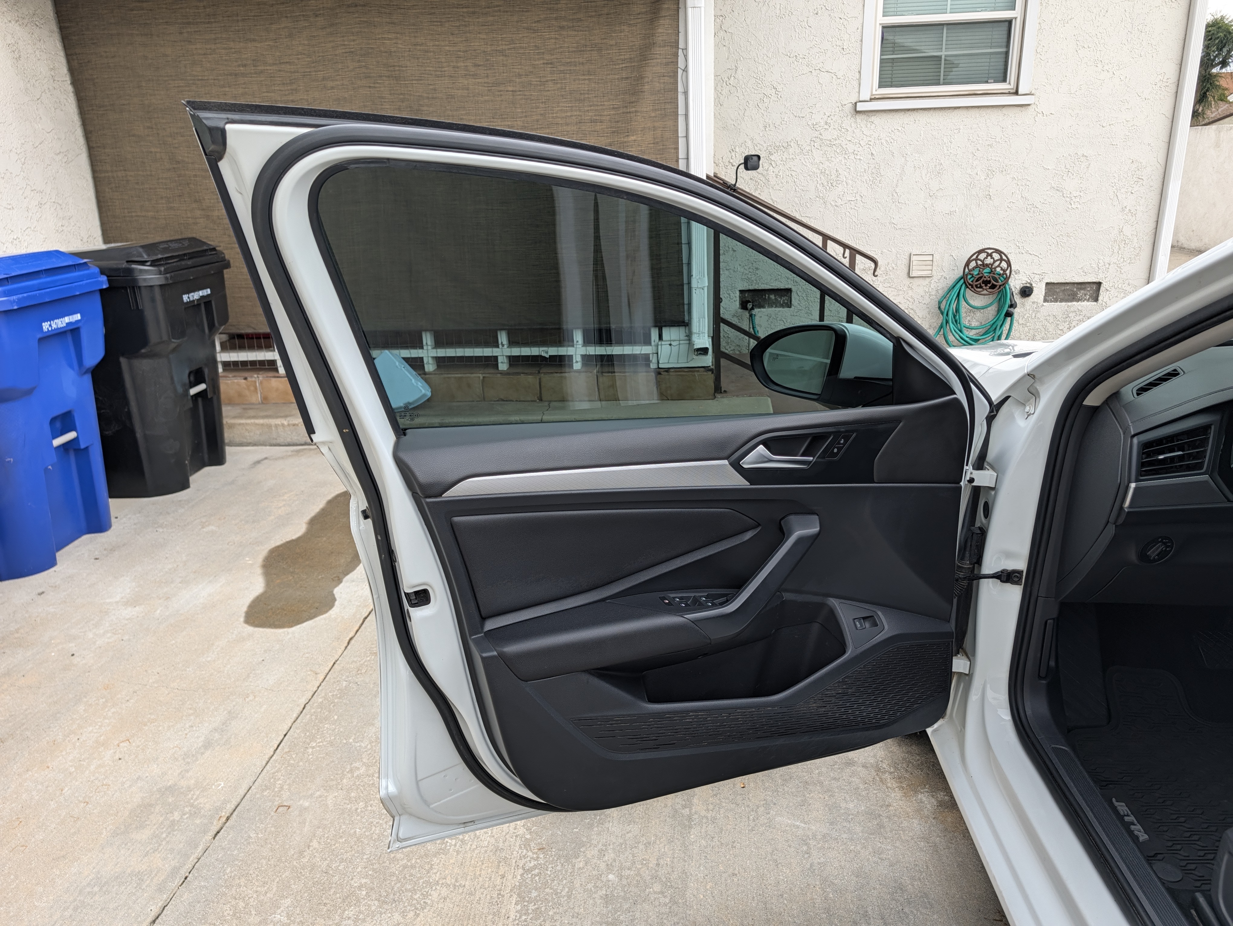 Used 2019 Volkswagen Jetta SE FWD image 13