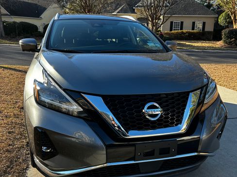Used 2020 Nissan Murano SL w/ Moonroof Package image 2