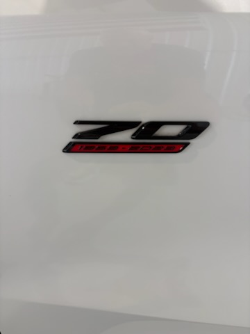 Used 2023 Chevrolet Corvette Stingray Premium Conv w/ Z51 Performance Package RWD image 16