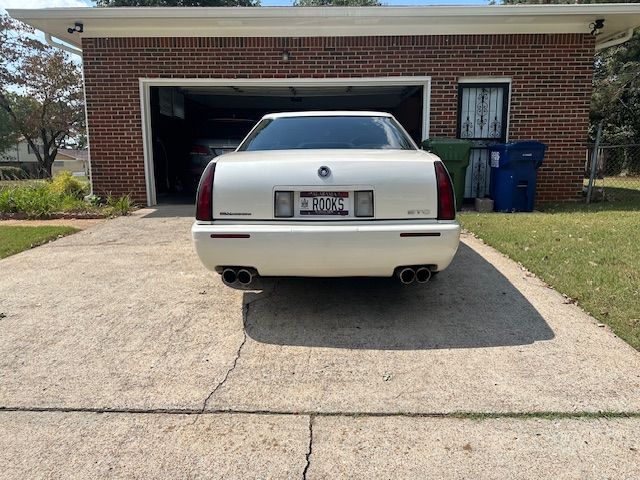 Used 2001 Cadillac Eldorado Touring FWD image 10