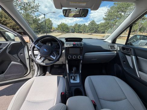 Used 2017 Subaru Forester 2.5i Premium AWD/4WD image 13