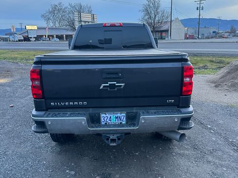 Used 2015 Chevrolet Silverado 2500 LTZ w/ Duramax Plus Package image 8