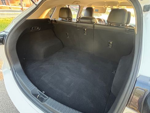 Used 2018 MAZDA CX-5 Touring FWD image 11