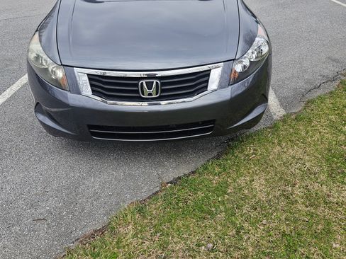 Used 2010 Honda Accord EX-L image 9