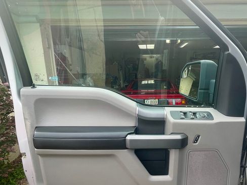 Used 2016 Ford F150 XLT w/ Equipment Group 301A Mid AWD/4WD image 29
