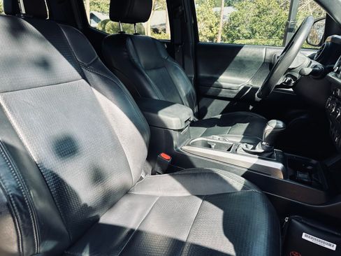 Used 2021 Toyota Tacoma Limited w/ Nightshade Package image 6