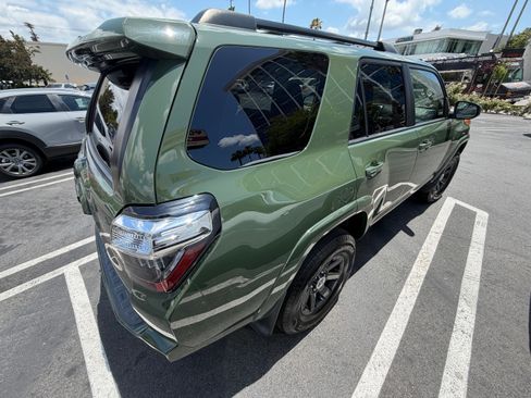 Used 2022 Toyota 4Runner Trail Special Edition AWD/4WD image 9