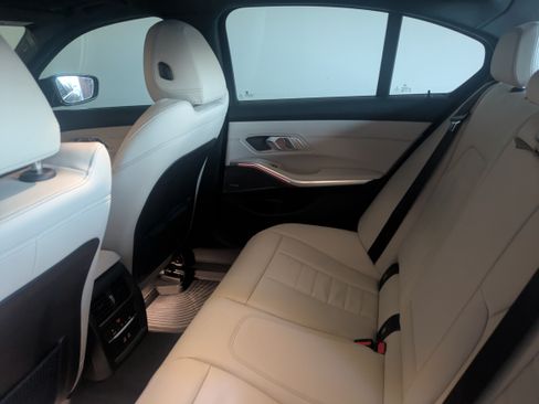 Used 2023 BMW M340i xDrive image 7