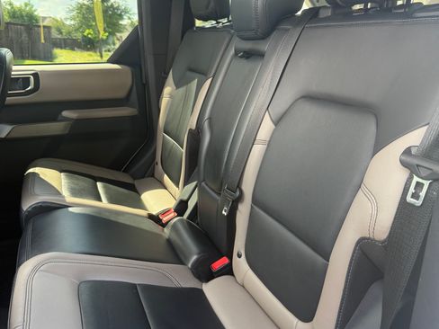 Used 2022 Ford Bronco Wildtrak AWD/4WD image 18