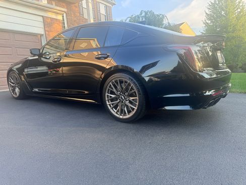 Used 2022 Cadillac CT5 V Blackwing RWD image 6