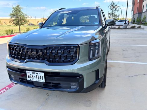 Used 2025 Kia Telluride SX X-Line AWD/4WD image 4