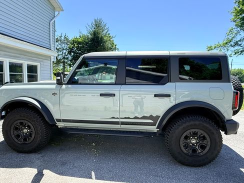 Used 2024 Ford Bronco Wildtrak AWD/4WD image 6